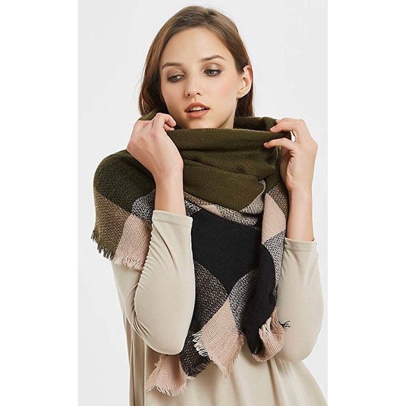 Oversized Plaid Blanket Scarf - Picture 3 of 6